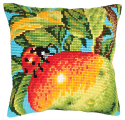 Kussen borduurpakket Ladybug on the Apple - Collection d'Art