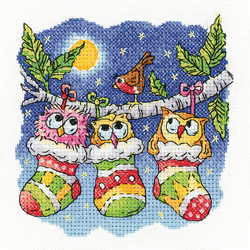 Cross stitch kit A Christmas Hoot - Heritage Crafts