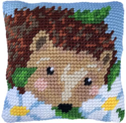 Cushion cross stitch kit Daisy Hedgehog - Needleart World